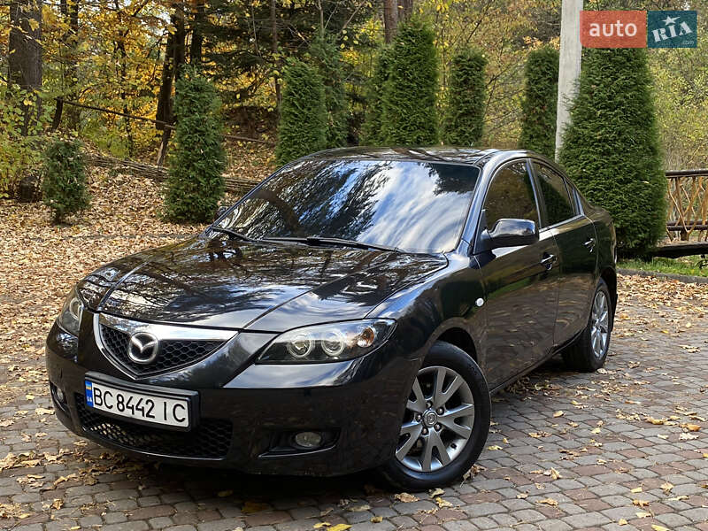 Седан Mazda 3 2006 в  фото Седан Mazda 3 2006 в
