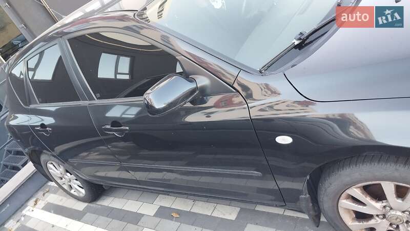 Хетчбек Mazda 3 2008 в Гатне
