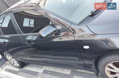 Хэтчбек Mazda 3 2008 в 