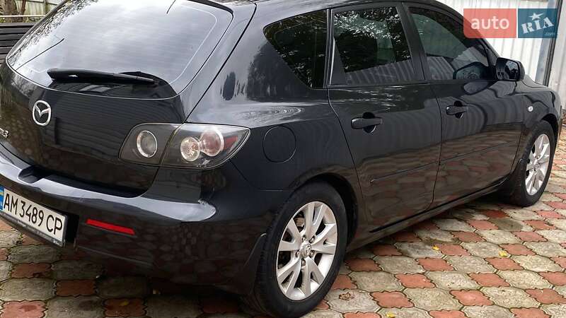 Хэтчбек Mazda 3 2006 в Житомире