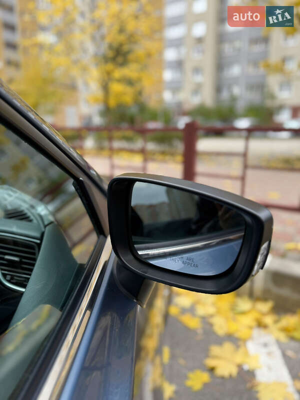 Хэтчбек Mazda 3 2014 в Киеве