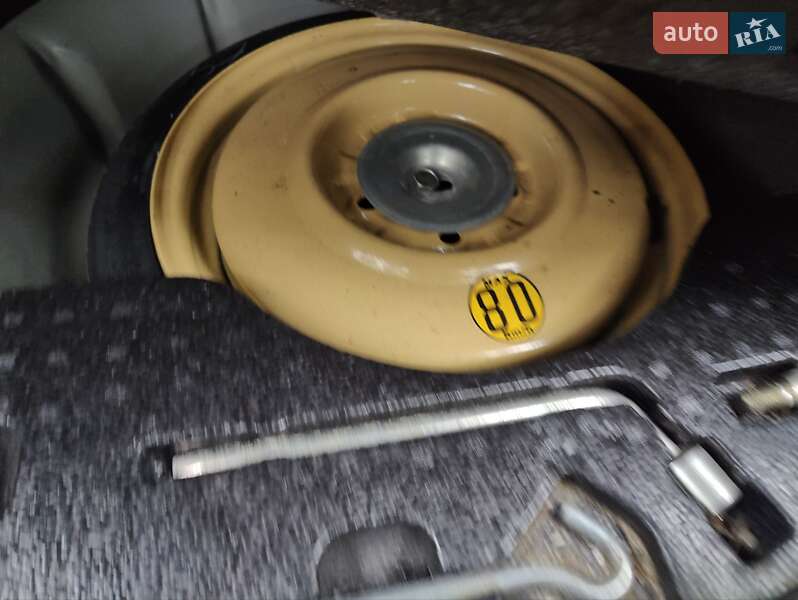 Хэтчбек Mazda 3 2008 в Киеве фото 16 Хэтчбек Mazda 3 2008 в Киеве