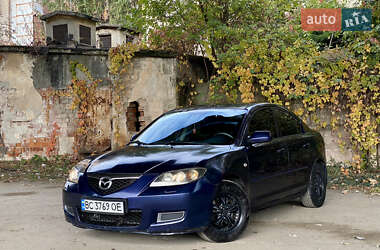 Седан Mazda 3 2004 в  фото 15 Седан Mazda 3 2004 в