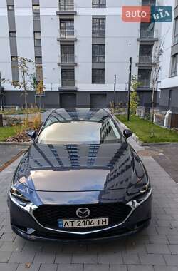 Седан Mazda 3 2019 в Ивано-Франковске
