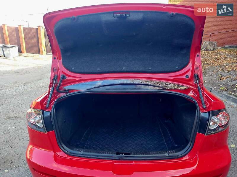 Седан Mazda 3 2007 в Днепре