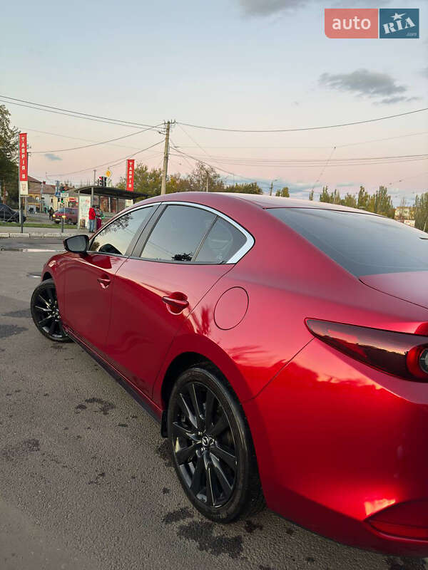 Седан Mazda 3 2022 в Миколаєві