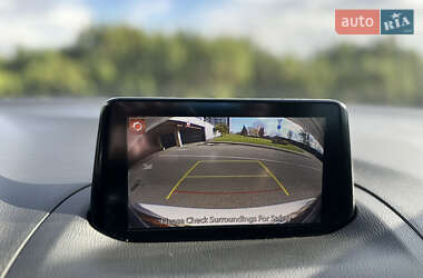 Седан Mazda 3 2017 в  фото 20 Седан Mazda 3 2017 в