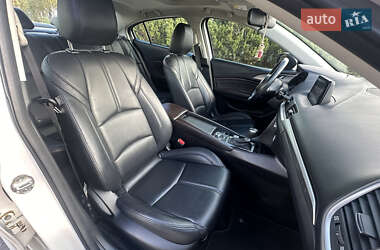 Седан Mazda 3 2017 в  фото 42 Седан Mazda 3 2017 в