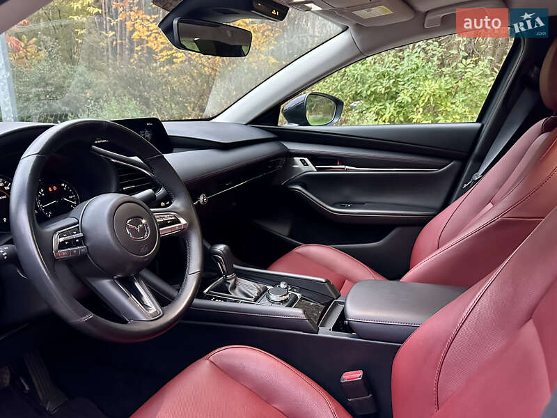Седан Mazda 3 2023 в Киеве фото 25 Седан Mazda 3 2023 в Киеве