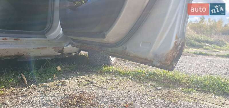 Седан Mazda 3 2004 в Калуше