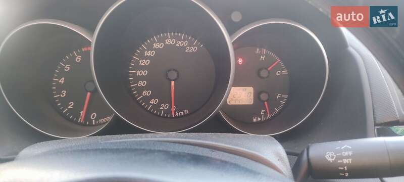 Седан Mazda 3 2004 в Калуше
