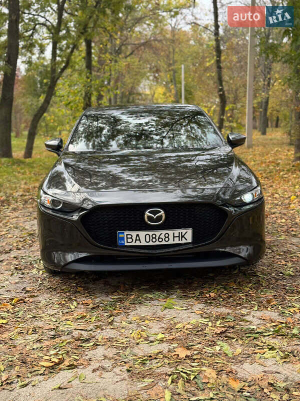 Хэтчбек Mazda 3 2021 в Кропивницком
