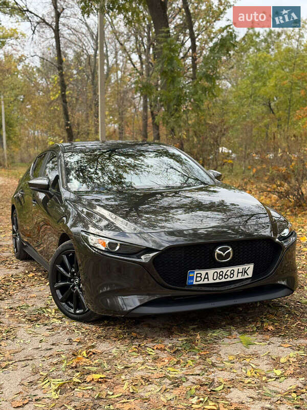 Хэтчбек Mazda 3 2021 в Кропивницком