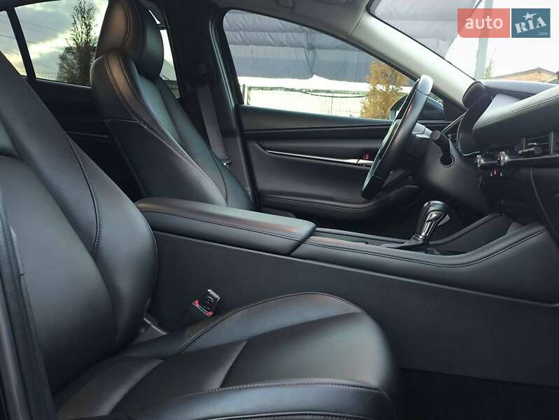 Седан Mazda 3 2020 в Киеве фото 24 Седан Mazda 3 2020 в Киеве