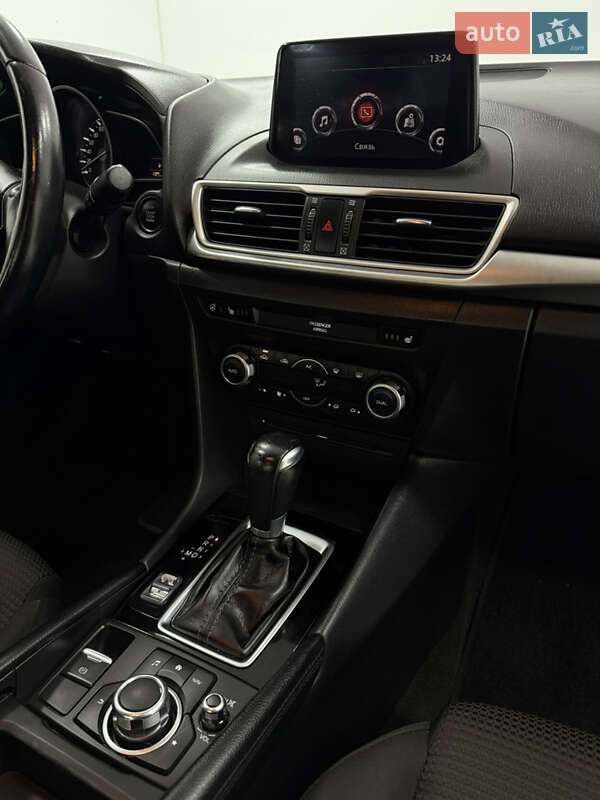 Седан Mazda 3 2018 в Одесі фото 25 Седан Mazda 3 2018 в Одесі