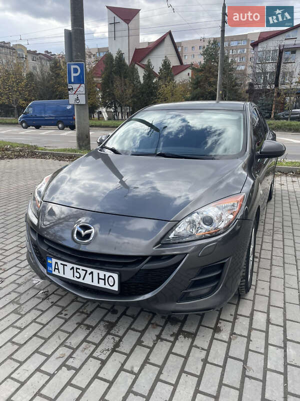 Седан Mazda 3 2010 в Ивано-Франковске