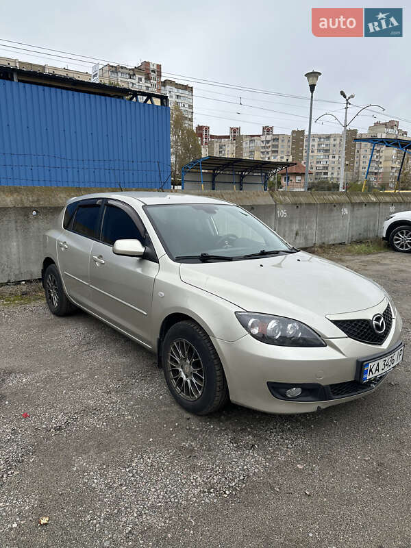 Хетчбек Mazda 3 2007 в  фото Хетчбек Mazda 3 2007 в