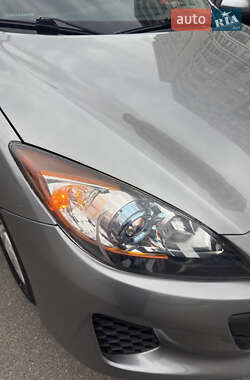 Седан Mazda 3 2013 в 