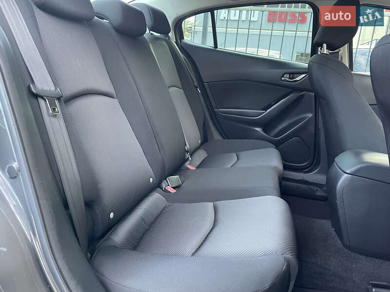 Седан Mazda 3 2018 в Миколаєві фото 11 Седан Mazda 3 2018 в Миколаєві