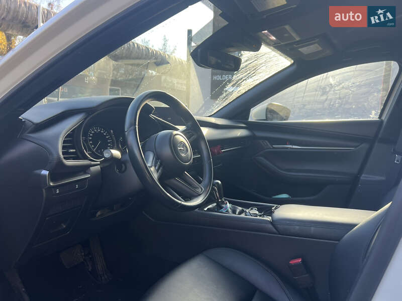 Хэтчбек Mazda 3 2020 в Киеве фото 10 Хэтчбек Mazda 3 2020 в Киеве