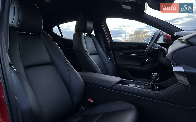 Хэтчбек Mazda 3 2019 в Львове