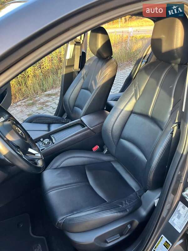 Седан Mazda 3 2017 в Києві фото 10 Седан Mazda 3 2017 в Києві