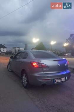 Седан Mazda 3 2011 в Ивано-Франковске