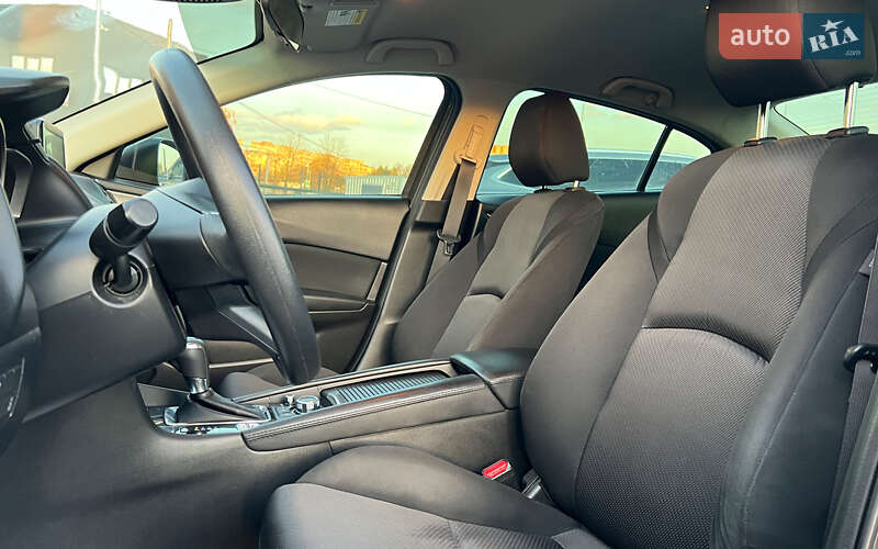 Седан Mazda 3 2017 в Львове фото 7 Седан Mazda 3 2017 в Львове