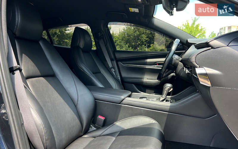 Хетчбек Mazda 3 2019 в Львові