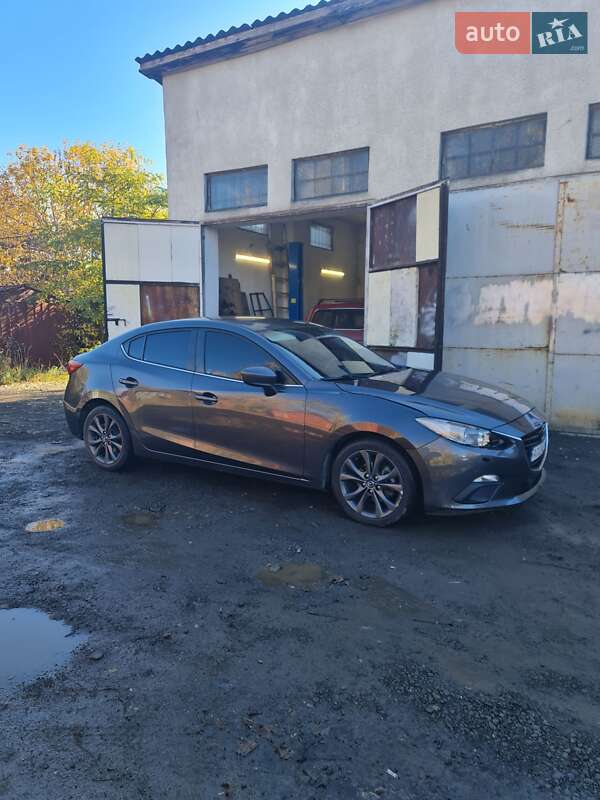 Седан Mazda 3 2015 в Ужгороде фото 6 Седан Mazda 3 2015 в Ужгороде