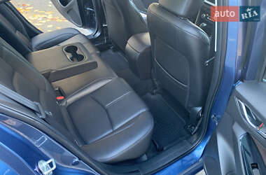 Седан Mazda 3 2017 в Днепре