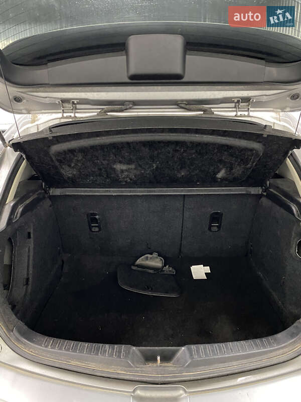 Хэтчбек Mazda 3 2009 в Киеве фото 10 Хэтчбек Mazda 3 2009 в Киеве
