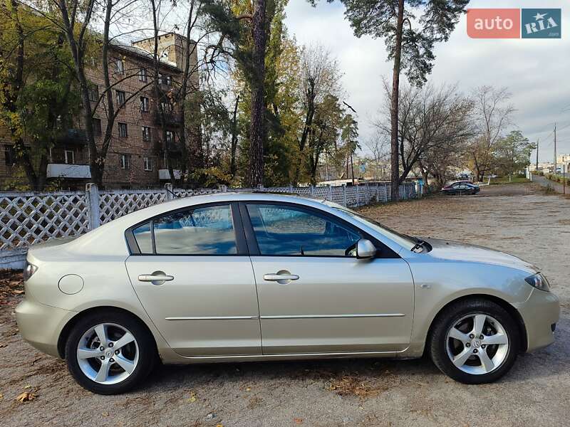 Седан Mazda 3 2006 в Києві
