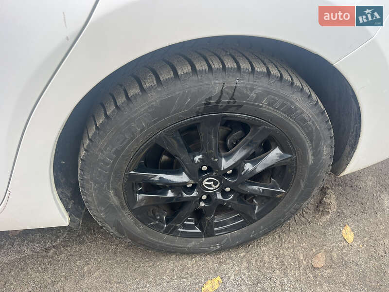 Седан Mazda 3 2016 в Новых Санжарах фото 6 Седан Mazda 3 2016 в Новых Санжарах