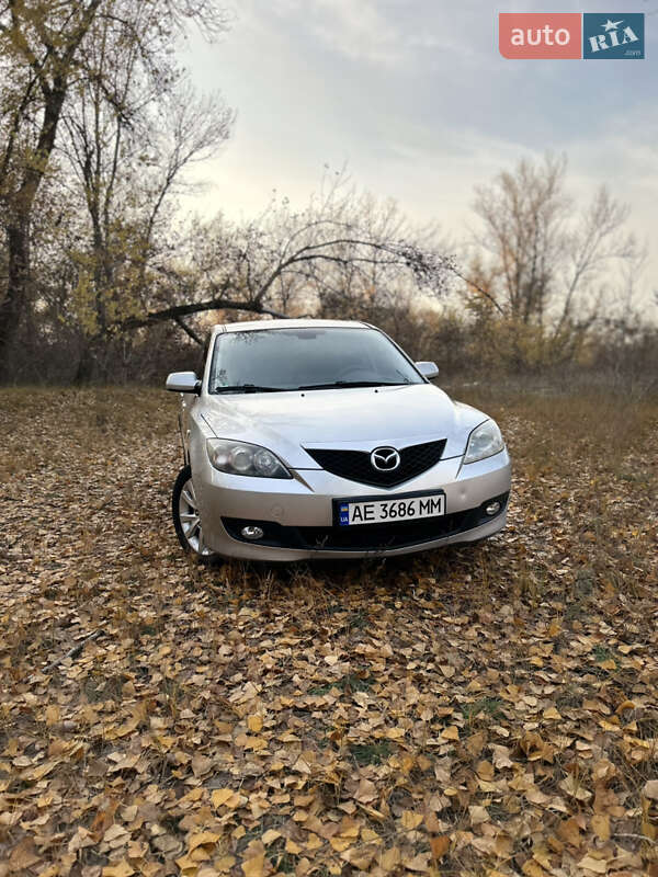 Хэтчбек Mazda 3 2006 в Днепре