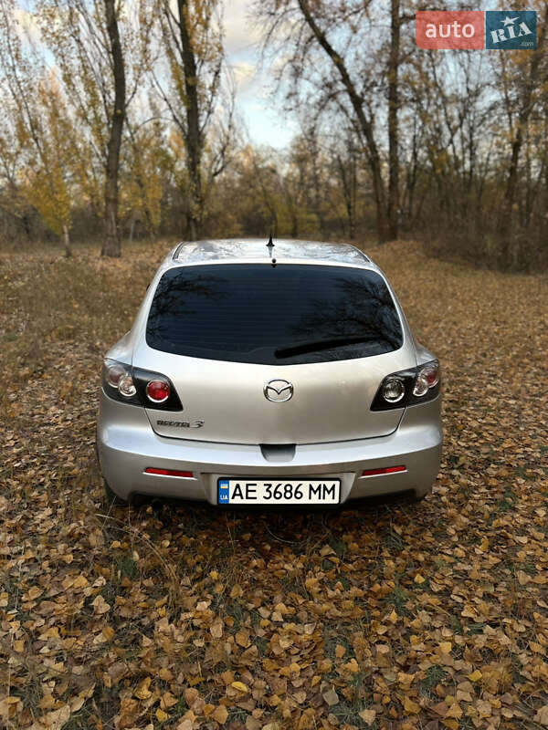 Хэтчбек Mazda 3 2006 в Днепре