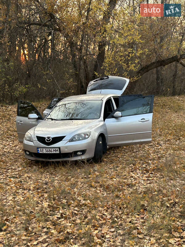 Хэтчбек Mazda 3 2006 в Днепре