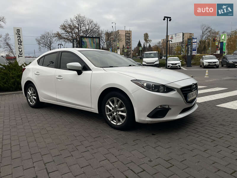 Седан Mazda 3 2016 в Полтаве фото 3 Седан Mazda 3 2016 в Полтаве