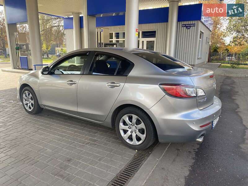 Седан Mazda 3 2013 в Николаеве фото 12 Седан Mazda 3 2013 в Николаеве
