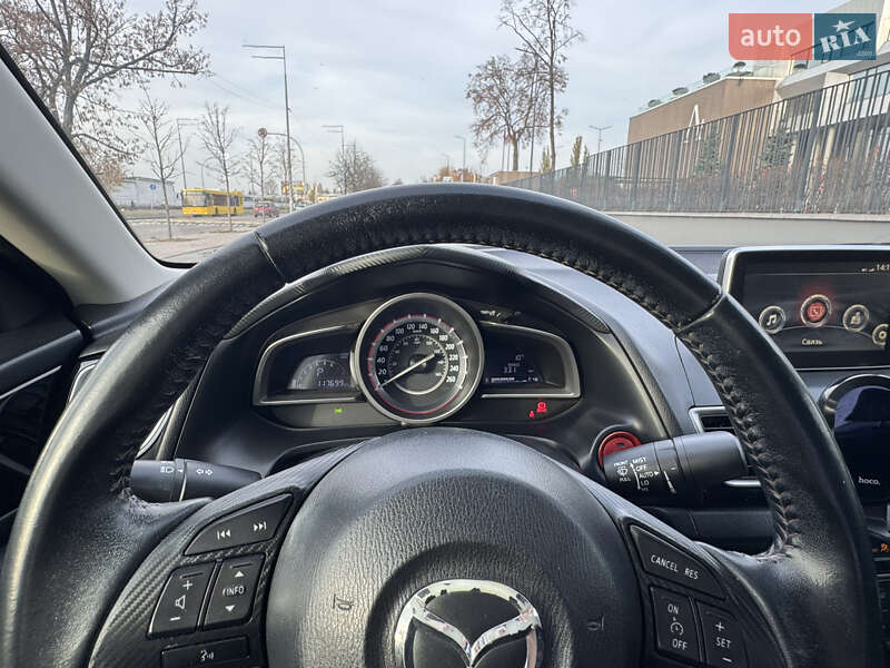 Седан Mazda 3 2014 в Киеве