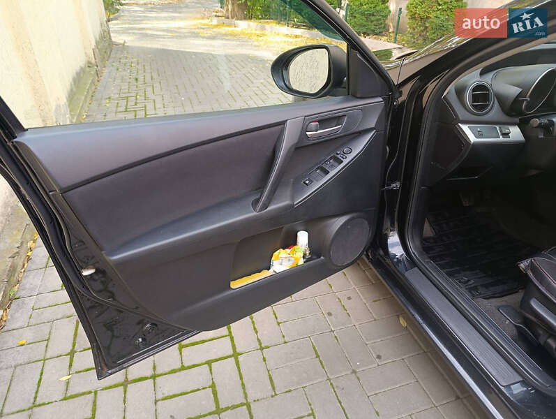 Седан Mazda 3 2010 в Одессе фото 12 Седан Mazda 3 2010 в Одессе