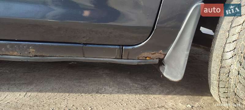 Хэтчбек Mazda 3 2006 в Днепре