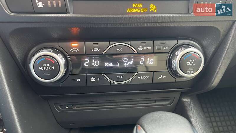 Седан Mazda 3 2014 в Киеве фото 20 Седан Mazda 3 2014 в Киеве