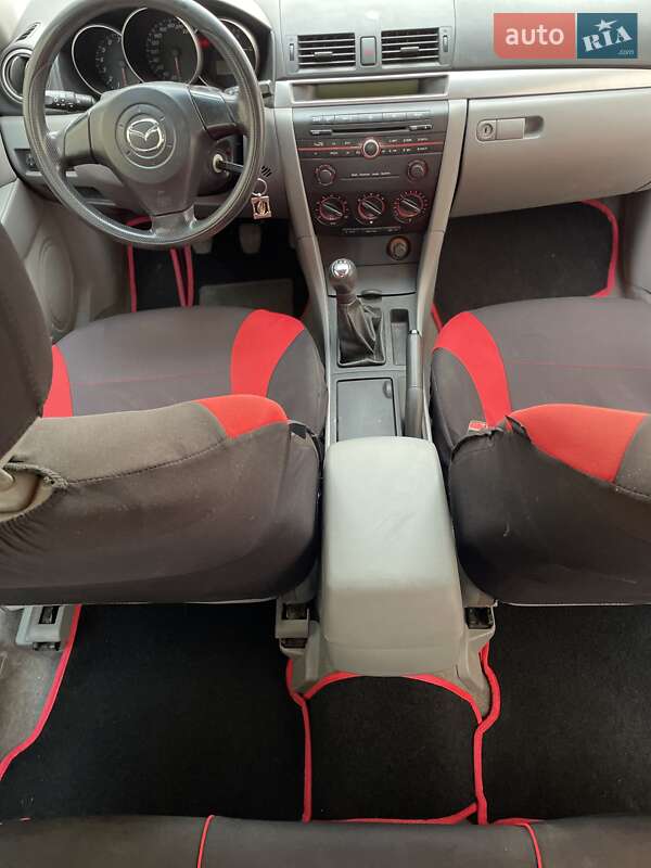 Хэтчбек Mazda 3 2005 в Берегово фото 9 Хэтчбек Mazda 3 2005 в Берегово