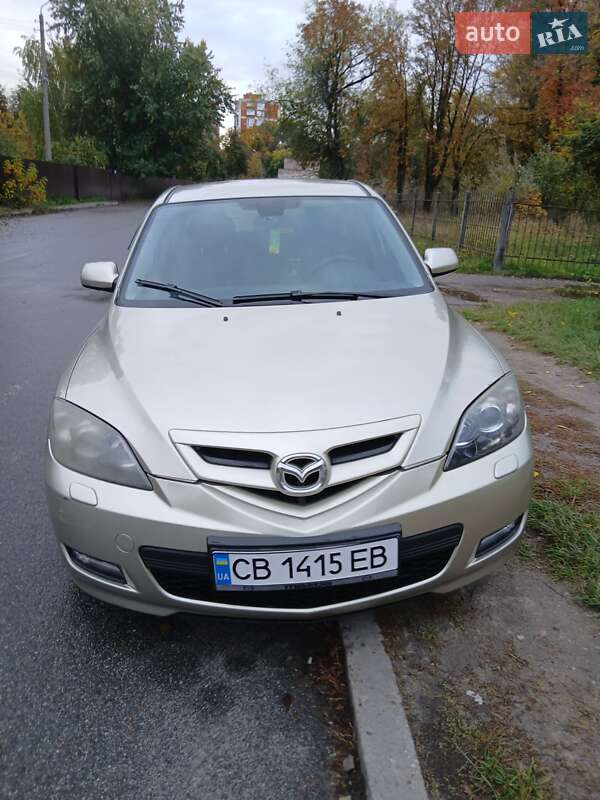 Хетчбек Mazda 3 2008 в Чернігові