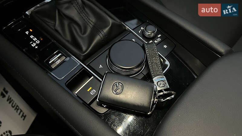 Седан Mazda 3 2022 в Львові