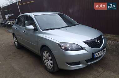 Хэтчбек Mazda 3 2005 в Первомайске