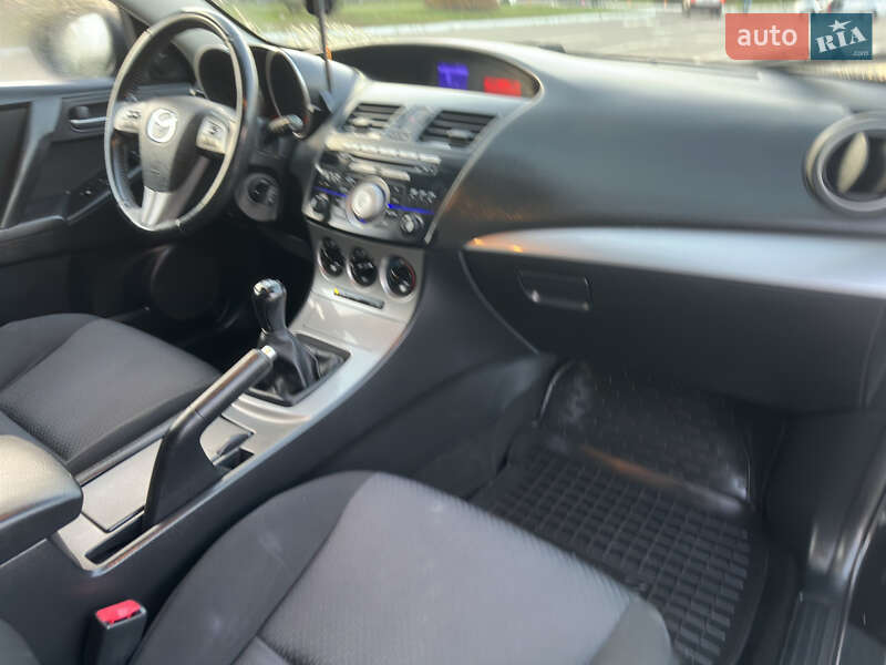 Хетчбек Mazda 3 2009 в Броварах