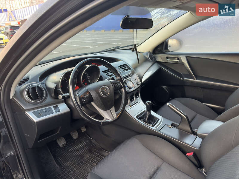 Хетчбек Mazda 3 2009 в Броварах