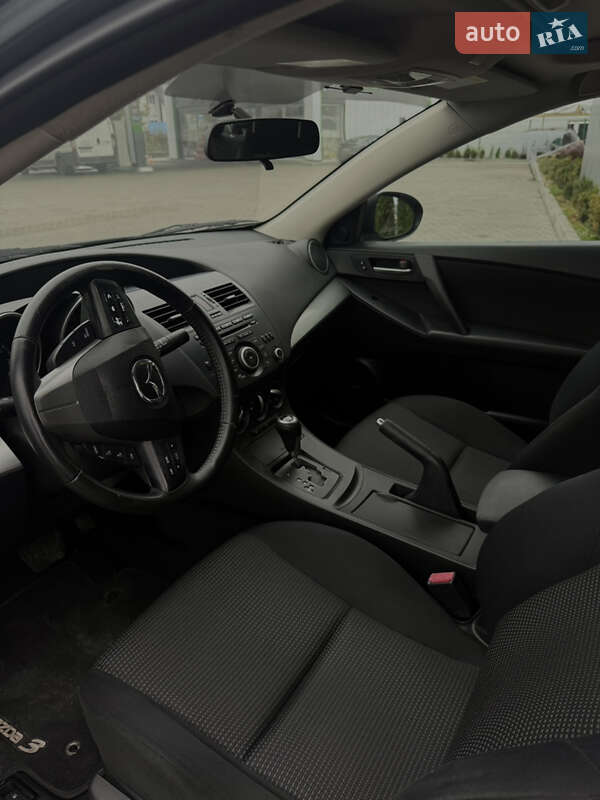 Седан Mazda 3 2012 в Білій Церкві